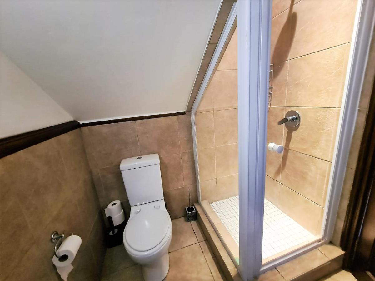 One Rawdons Estate Apartman Nottingham Road Kültér fotó